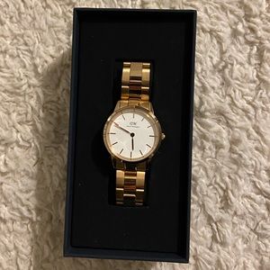 Daniel Wellington Rose Gold Watch 32mm